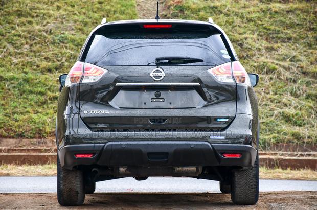 2017 Nissan X-Trail with Brown Exterior: Reliable Used SUV