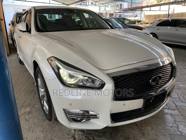 Used 2017 White Nissan Fuga - Top-of-the-line Sedan