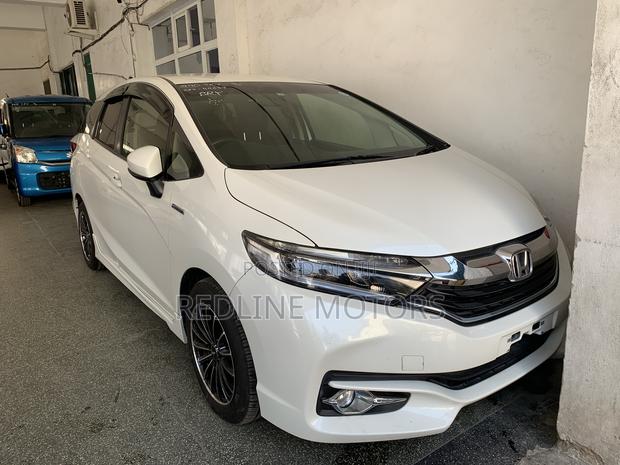 2017 Honda Fit Shuttle 4WD Hybrid - Off White, Eco-Friendly and Powerful