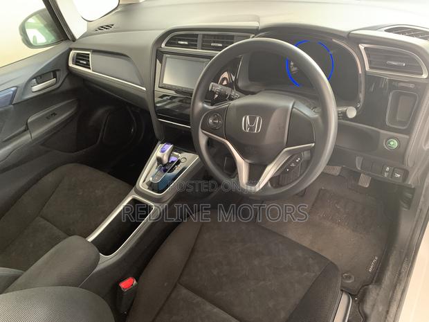 2017 Honda Fit Shuttle 4WD Hybrid - Off White, Eco-Friendly and Powerful