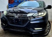 Sleek 2017 Honda Vezel Black: Compact Crossover with Style for sale