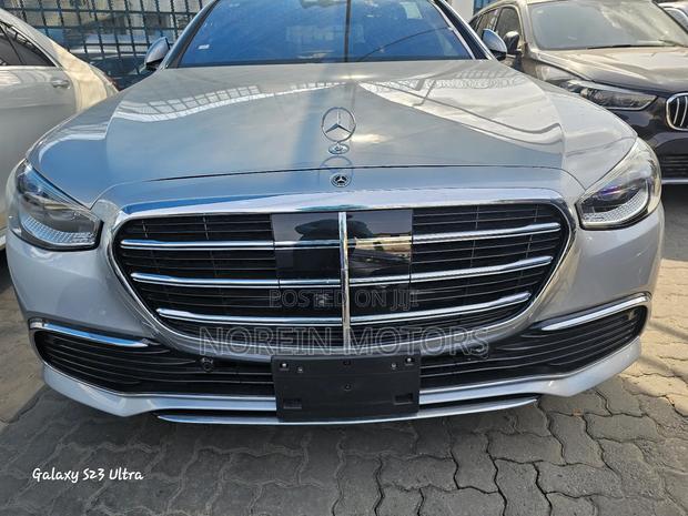 2022 Mercedes-Benz S-Class in Silver: The Ultimate Luxury Experience