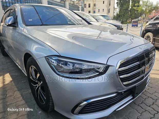 2022 Mercedes-Benz S-Class in Silver: The Ultimate Luxury Experience