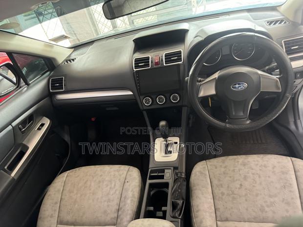 2015 Subaru Impreza Silver - Perfect Blend of Power and Comfort
