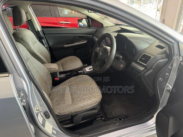 2015 Subaru Impreza Silver - Perfect Blend of Power and Comfort