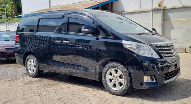 2014 Toyota Alphard in Black - Stylish Sedan
