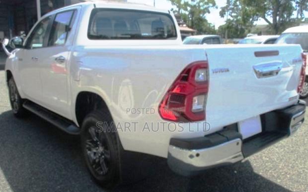 New White Toyota Hilux 2022: Two Powerful Pickup Variants