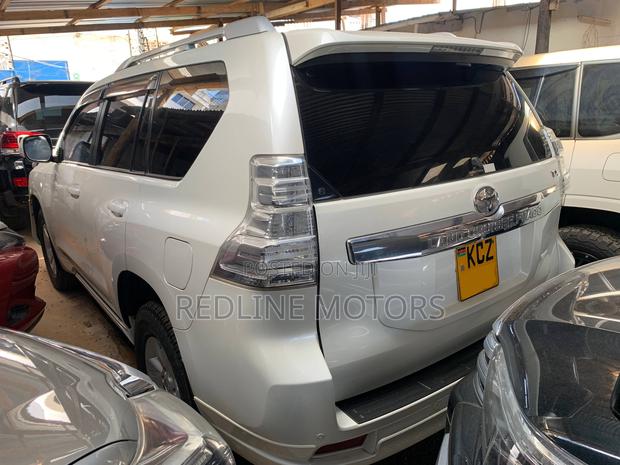 2015 Toyota Land Cruiser Prado 2.8 D-4D Luxury 4WD Vehicle