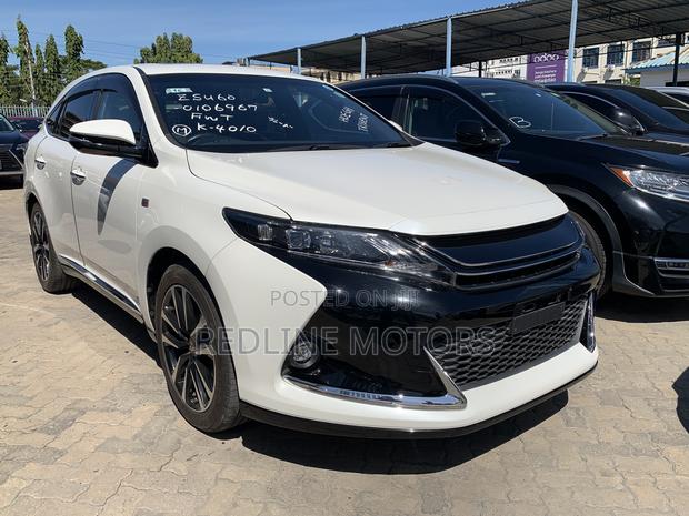 Luxury 4WD SUV - 2017 Toyota Harrier 2.0 Turbo in Pearl - Pre-owned