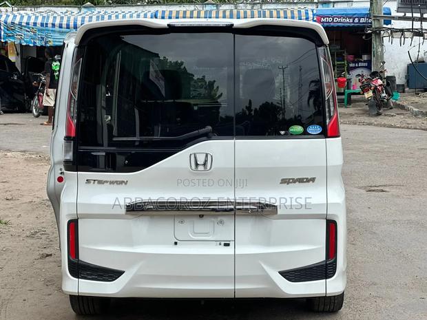 New 2018 Honda Stepwgn: Comfortable and Efficient Family Vehicle