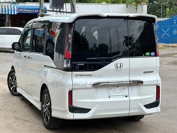 New 2018 Honda Stepwgn: Comfortable and Efficient Family Vehicle