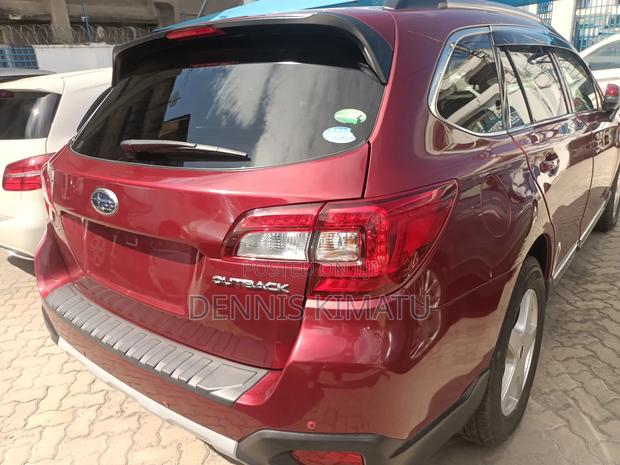 Subaru Outback 2017 Red