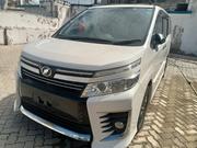 Toyota Voxy 2017 White for sale
