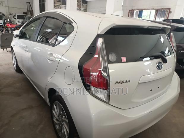 Toyota Aqua 2018 White