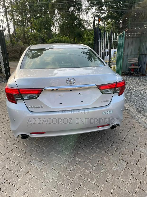 2017 Toyota Mark X 2.5 RWD Silver - Used Car Offer
