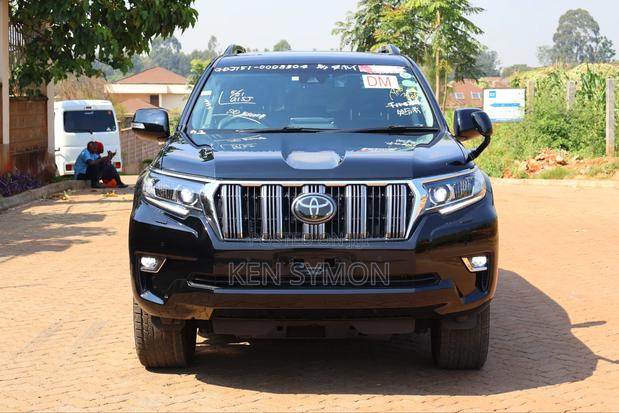 2019 Toyota Land Cruiser Prado 2.8D Black - Off-Road Edition