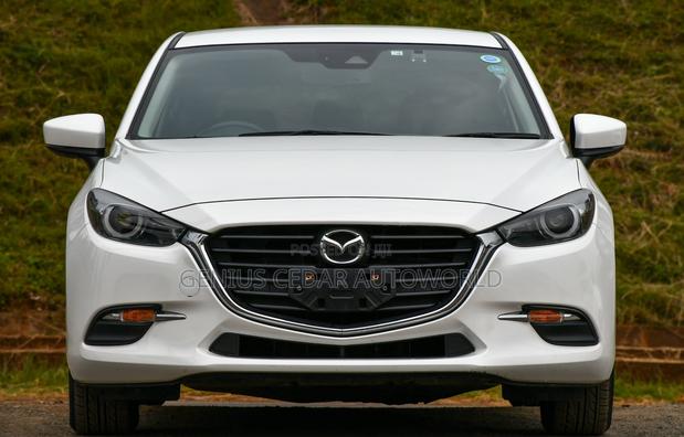 2017 Mazda Axela White: A Luxurious and Stylish Ride