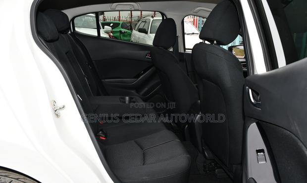 2017 Mazda Axela White: A Luxurious and Stylish Ride