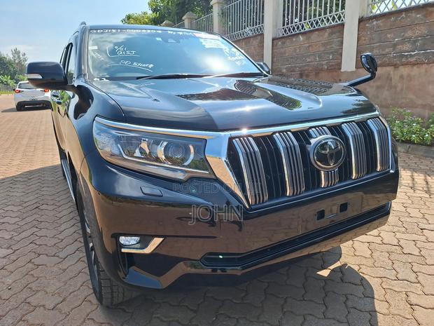 2019 Black Toyota Land Cruiser Prado 2.8 SUV available