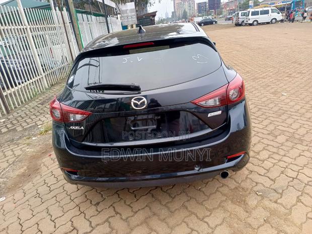 Mazda Axela 2018 Black: Experience the Drive in Style