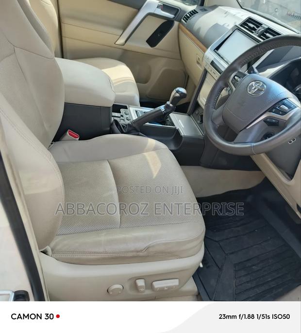 2017 Prado 2.7 Toyota Land Cruiser White - Quality Pre-Owned