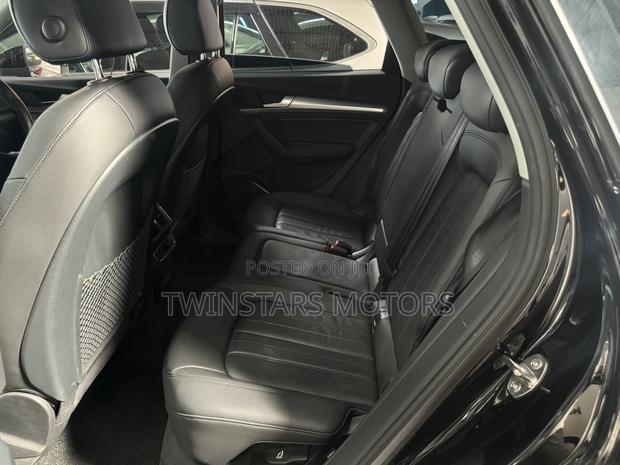 New 2018 Audi Q5 Black: A Suite of Performance