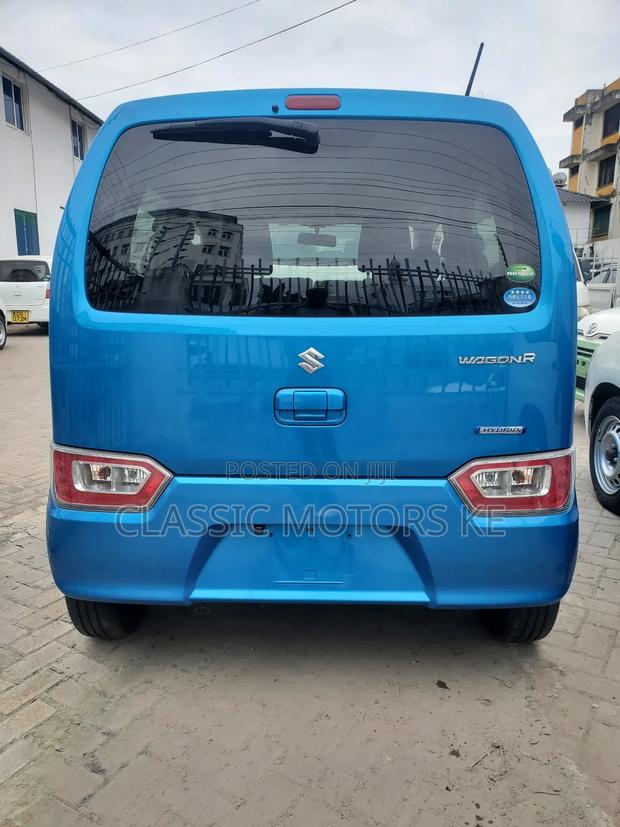 FWD 2017 Suzuki Wagon R 660 Hybrid - Blue