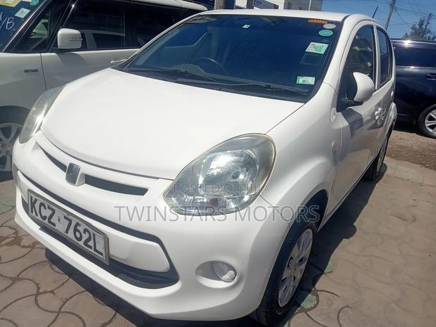 2013 Toyota Passo 1.0 AWD White - Affordable and Efficient