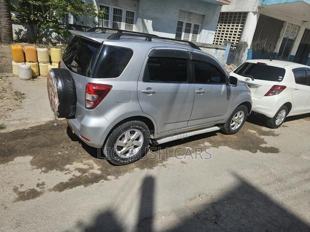 2008 Toyota Rush Silver - High-Quality Pre-Owned Compact SUV