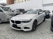 2017 BMW 320i RWD Sedan - White 3 Series for sale