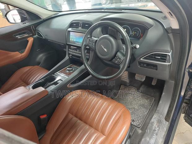 2017 Jaguar F-Pace 20d - Blue - Executive Package