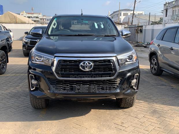 2016 Toyota Hilux SR5 4x4 Matt Black - Used Trucks for Sale