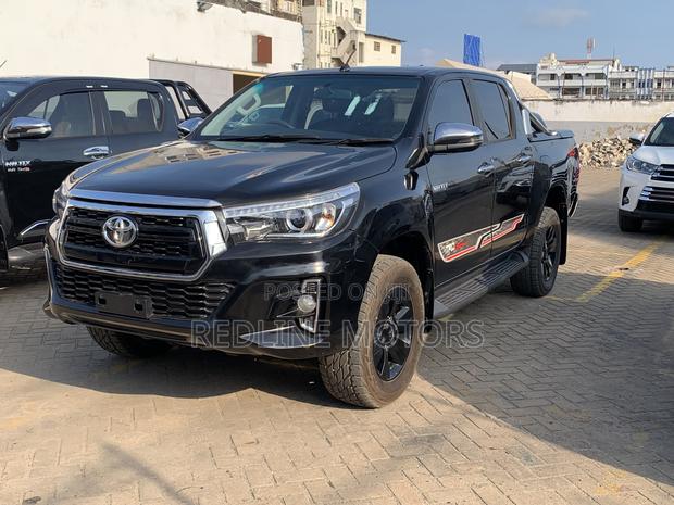 2016 Toyota Hilux SR5 4x4 Matt Black - Used Trucks for Sale