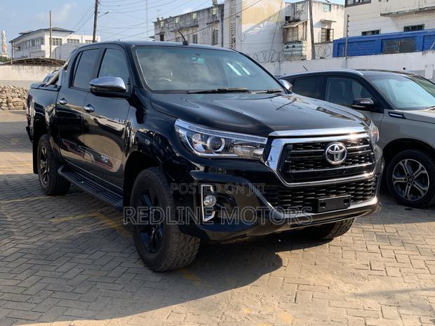 2016 Toyota Hilux SR5 4x4 Matt Black - Used Trucks for Sale