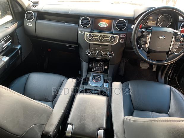 2018 Land Rover Discovery HSE 4x4 Black - Luxury Off-Road