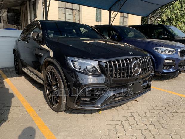 2017 Mercedes-Benz GLC-Class - Black Elegance