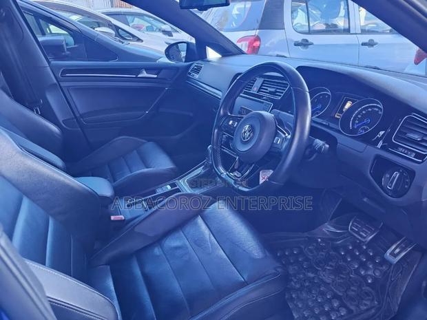 2016 Volkswagen Golf R 4-Door in Blue - High-Performance Car