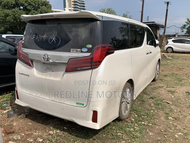 2018 White Toyota Alphard: Power and Sophistication