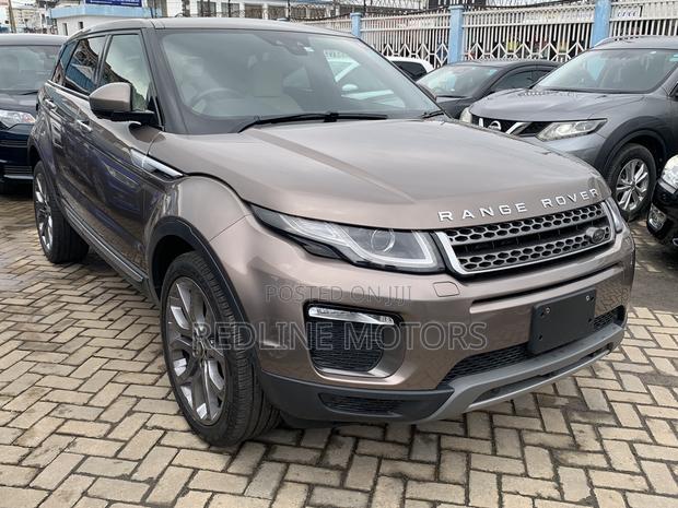 2017 Land Rover Range Rover Evoque HSE 4x4 Gold - Luxury 5-Door SUV