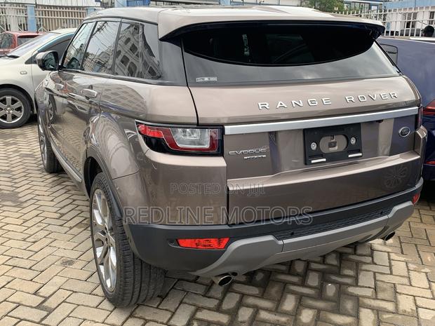 2017 Land Rover Range Rover Evoque HSE 4x4 Gold - Luxury 5-Door SUV