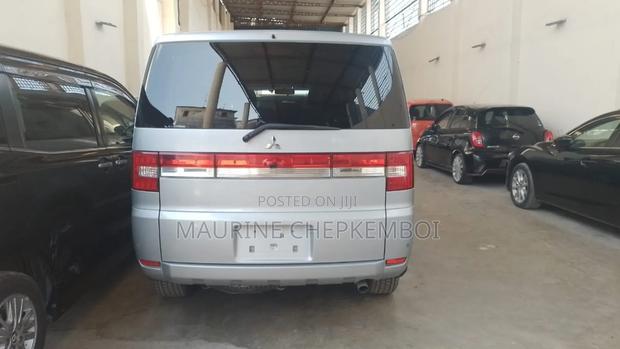 2017 Mitsubishi Delica Silver - Off-Roading and Comfort Combined