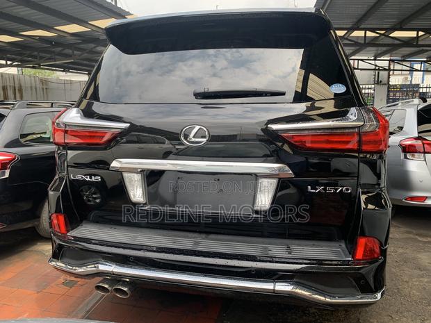 2017 Lexus LX 570 Black AWD - Powerful Luxury SUV