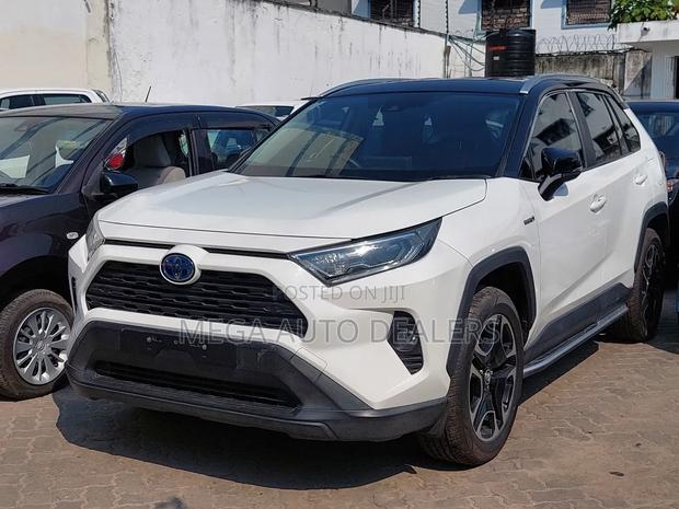 Toyota RAV4 2019 Pearl