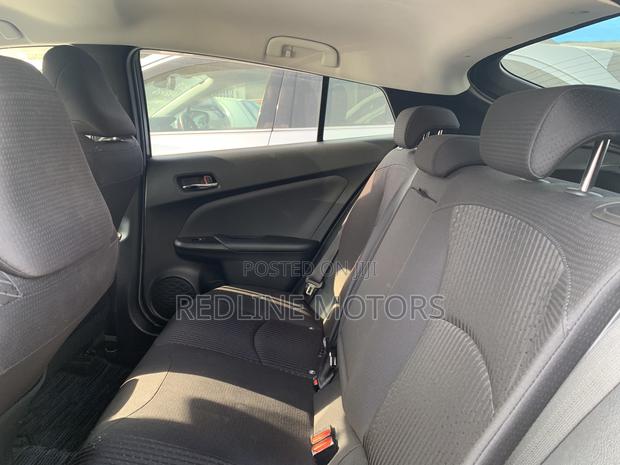 Toyota Prius 2016 Silver