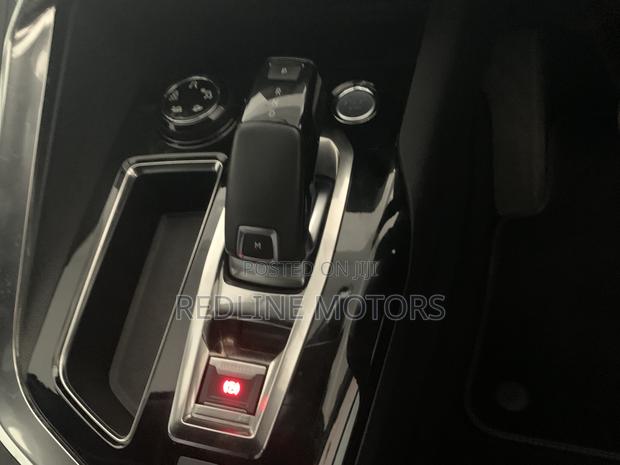 Peugeot 3008 2018 Blue