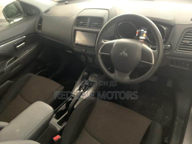 Mitsubishi RVR 2019 Silver