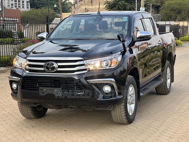 Toyota Hilux 2018 Black