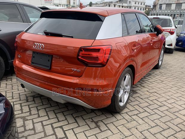 Audi Q2 1.0 TFSI FWD 2017 Orange