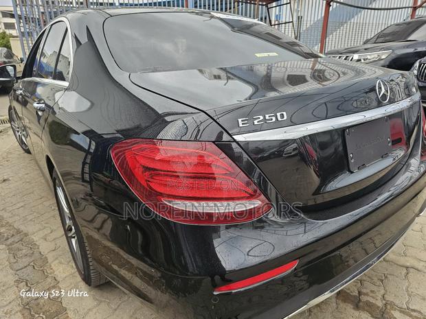 Mercedes-Benz E250 2018 Black