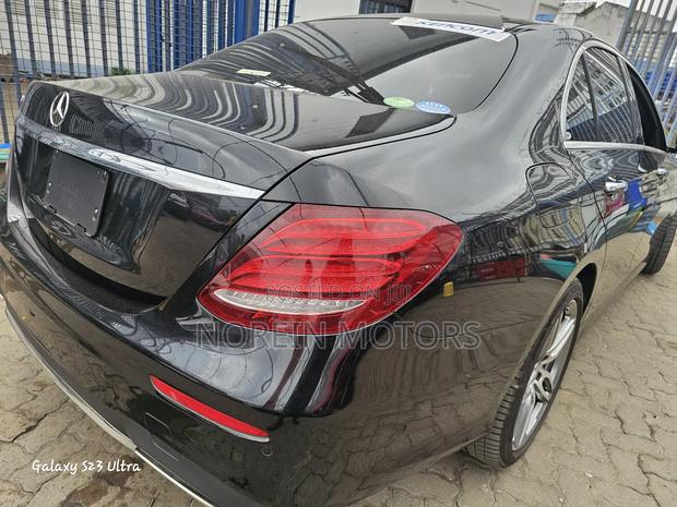 Mercedes-Benz E250 2018 Black